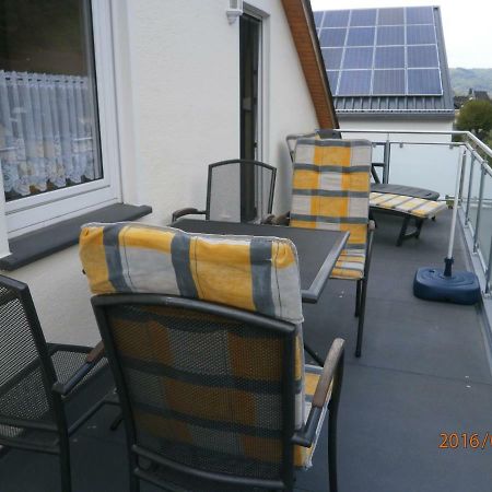 Fewo Moselblick Apartment Ernst Exterior foto