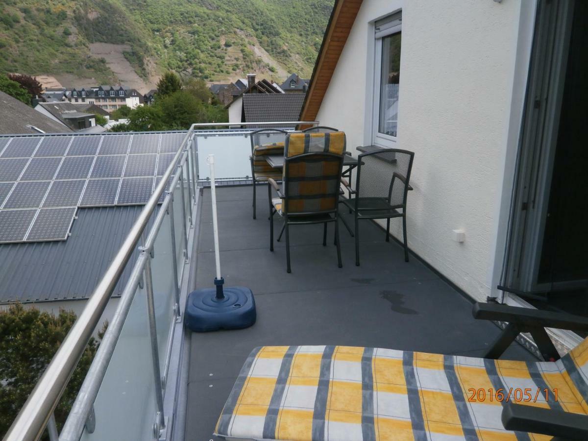 Fewo Moselblick Apartment Ernst Exterior foto